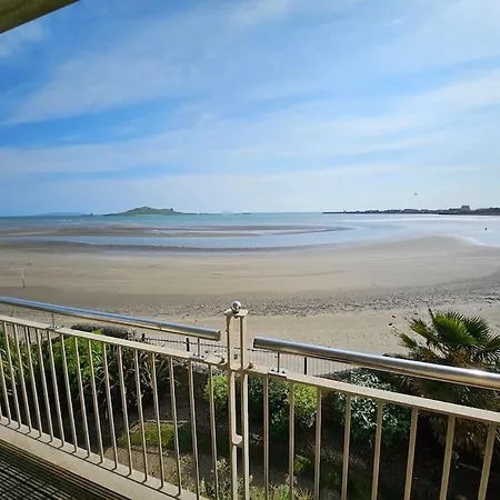 Spectacular Beachfront * دبلن