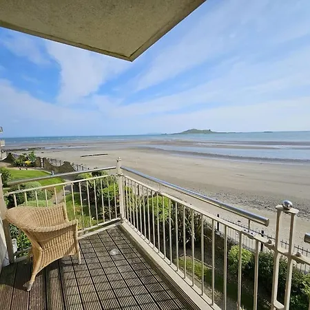Spectacular Beachfront * دبلن