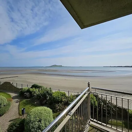 Spectacular Beachfront دبلن